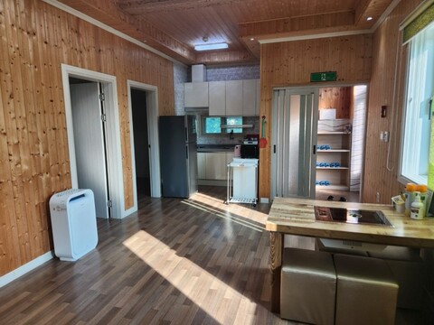 충주 통나무2펜션