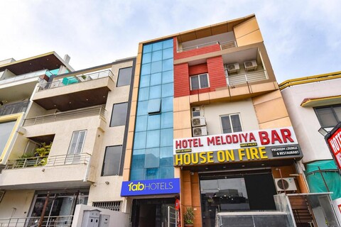 FabHotel Melodiya