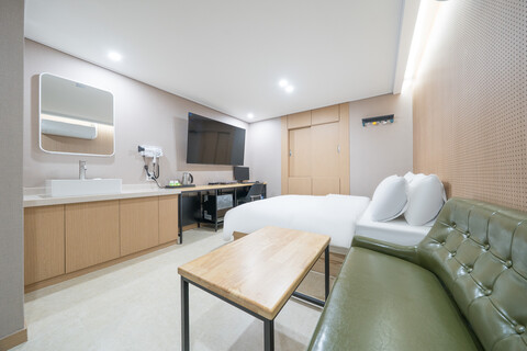 신촌 슈미에르호텔