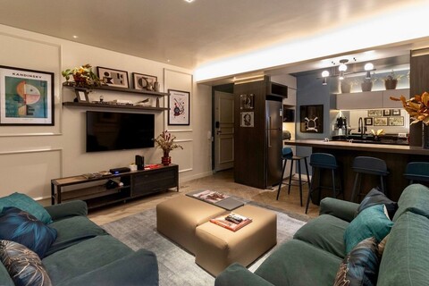 자르딘스의 플랫, 객실 서비스 포함