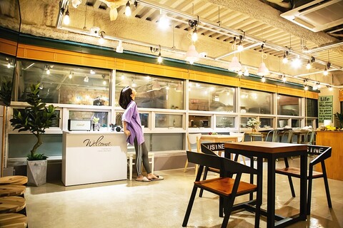 부산 옐로우라이트 하우스