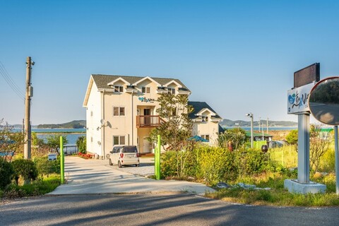 태안 호수와바다스파펜션