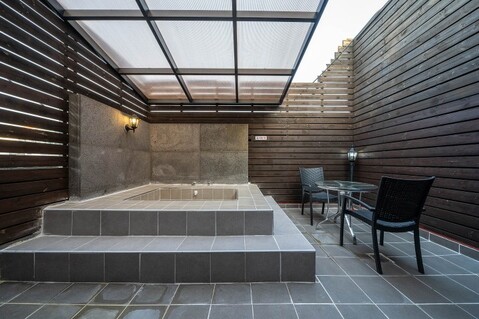 자우리호텔 은행점