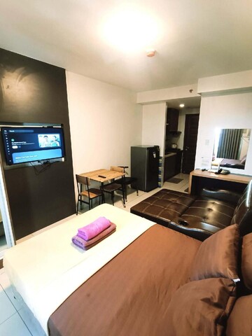 스페이셔스 스튜디오 앳언초