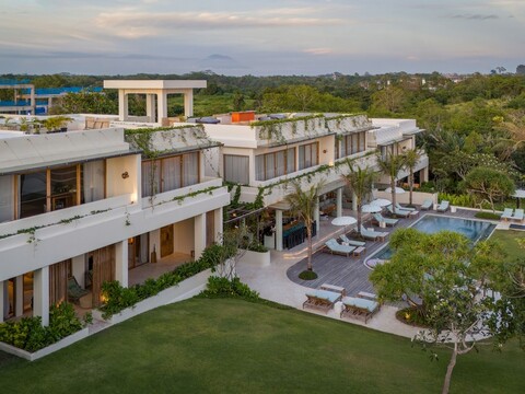 오솜 발리 앳 누아누 크리에이티브 시티