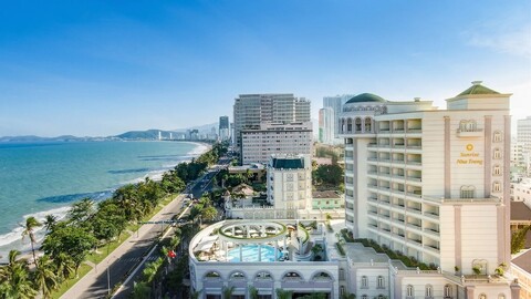 선라이즈 나트랑 비치 호텔 & 스파