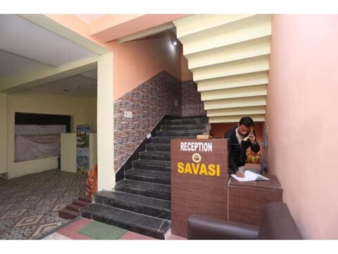 Hotel Savashi Near Beach & Temple Puri