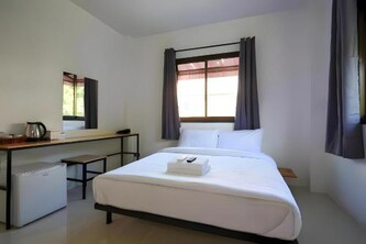 고 인 나이트 바자