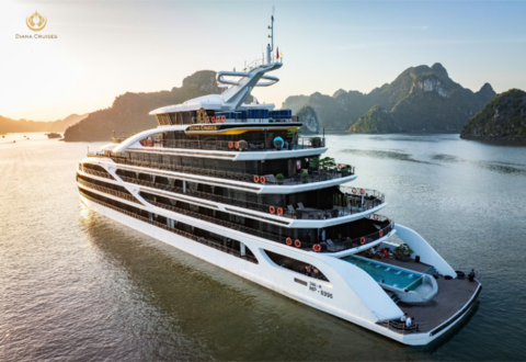 Diana Cruises Halong Bay - Luxury by Venus Group