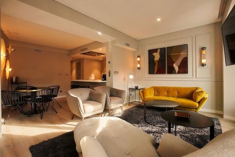 우-센세 마드리드 산타 아나