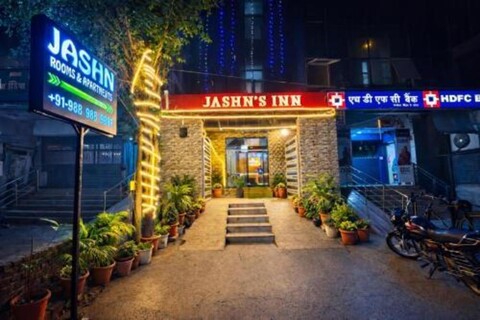 HOTEL JASHN INN Near Apollo Hospital