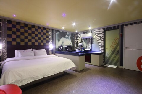 부산 양정 호텔 369