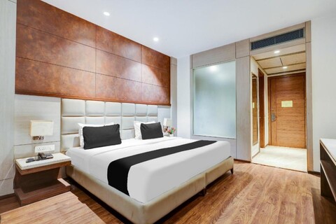 Townhouse Chhatarpur Near Metro Park