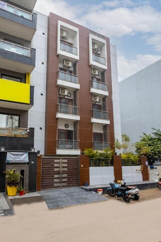 Hotel Mint Grand  A Smart Stay Near Yashobhoomi