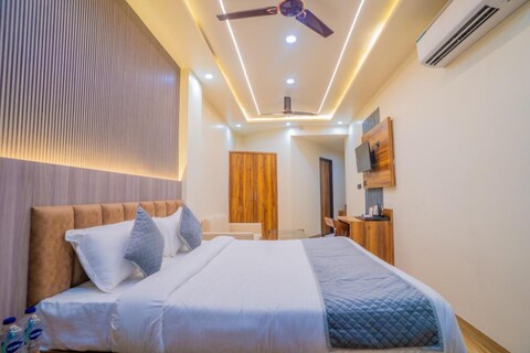 Hotel De Grand Dwarka, Jaipur