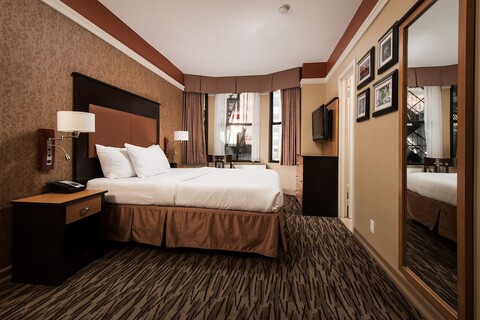 더 호텔 @ 피프쓰 애비뉴