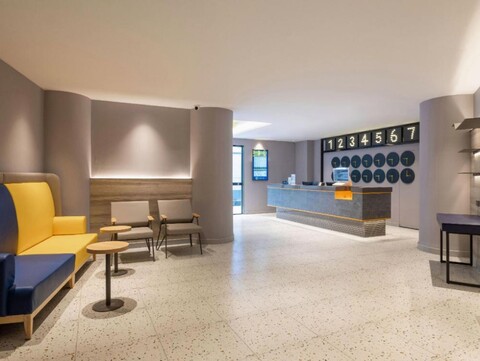 7 데이즈 호텔 선전 뤄후 포트 이스트 게이트 인터내셔널 트레이드 스토어