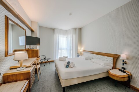 홀리데이 키오자 룽고마레