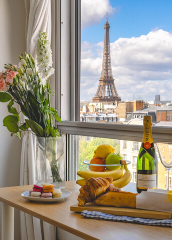 파리 에펠 라 메종 뷰