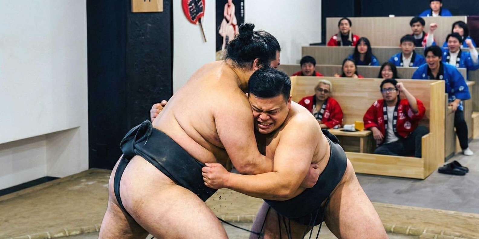 [도쿄 긴자] 스모 쇼 관람 + 은퇴 선수와 직접 겨루기 체험 (영어·일본어 해설)
