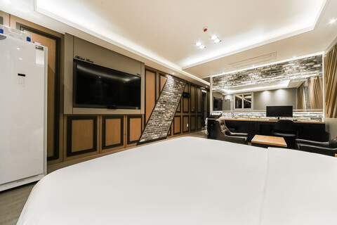 포항 대잠동 Hotel BOM