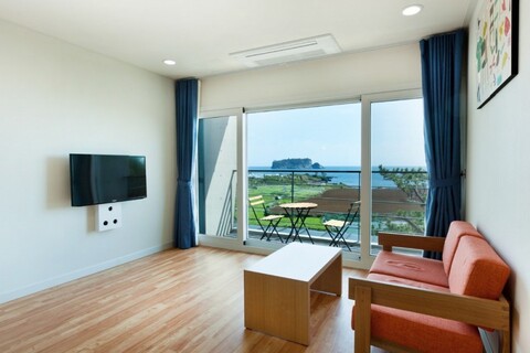 서귀포 제주더비비스펜션