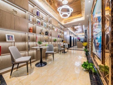 Jitai Zhenxuan Hotel (Shanghai Train Station North Square)