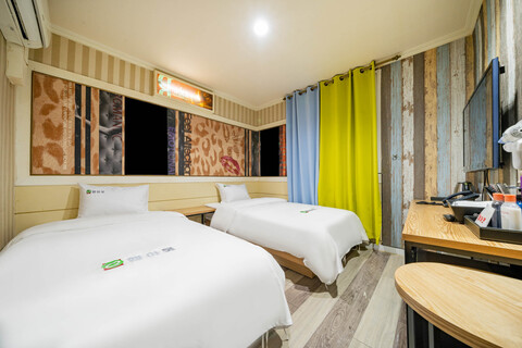 포항 대잠동 호텔 행아웃