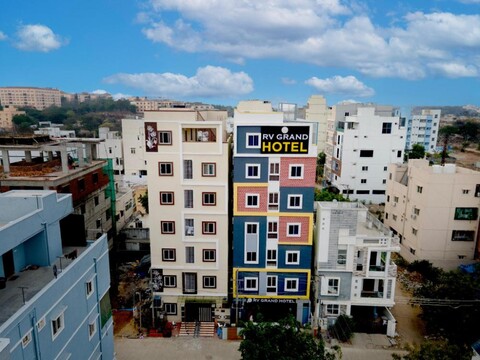 Hotel RV Grand Miyapur