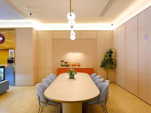 HanTing Hotel (Shenyang Imperial Palace Zhongjie Subway Station)