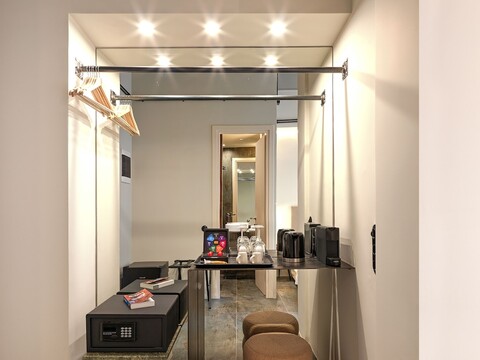 아크로폴리스 패스웨이