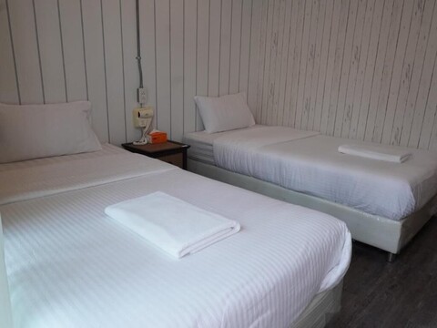 333 미니 하우스 앤 카페