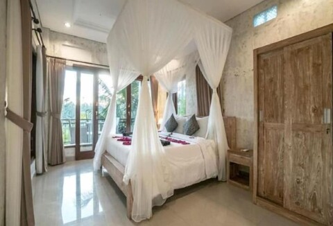 Adi Bisma Inn by Mahaputra