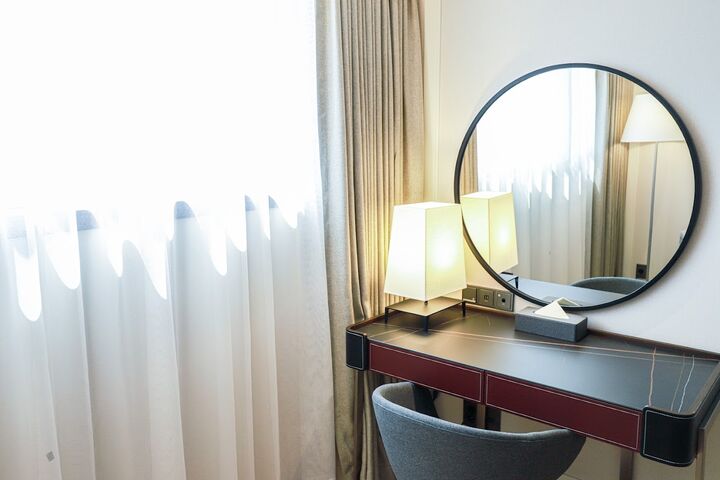 room detail thumbnail 1
