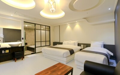 부산 서면 시티호텔 G&G