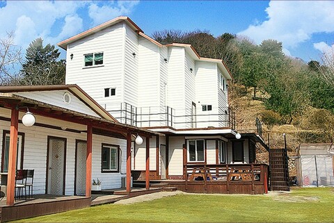 가평 다큐하우스펜션