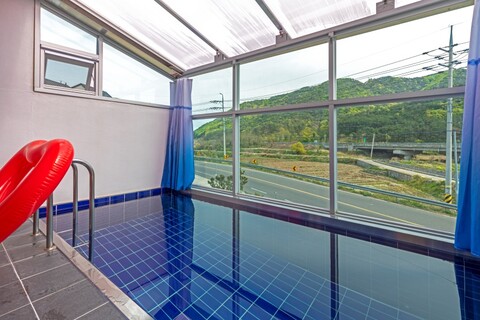 경주 조이풀빌라펜션