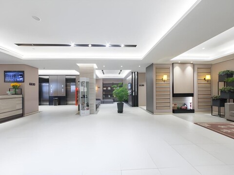 Ease Hotel (Harbin Central Street)