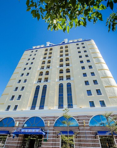 호텔 드 트리아논