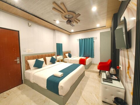 Hotel Ayushmaan Inn Varanasi Near Kashi Vishwanath Temple