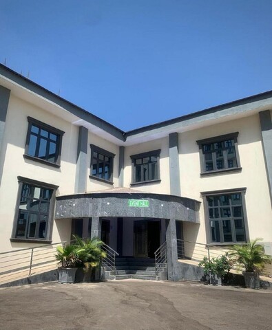 De Silver Green Luxury Hotel