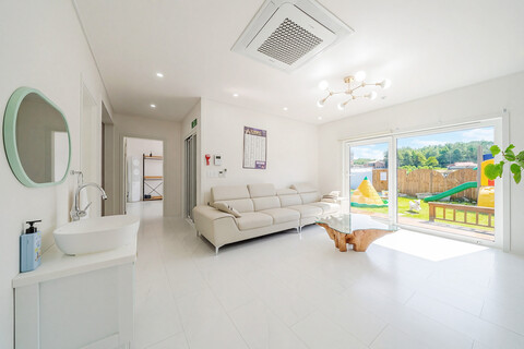 강릉 우진풀빌라