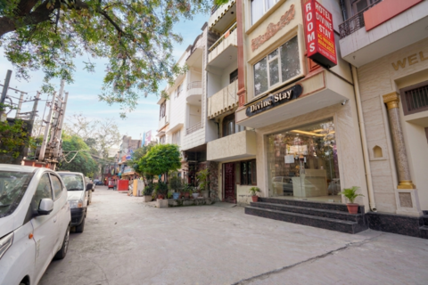 Hotel Divine Stay near Golden Temple