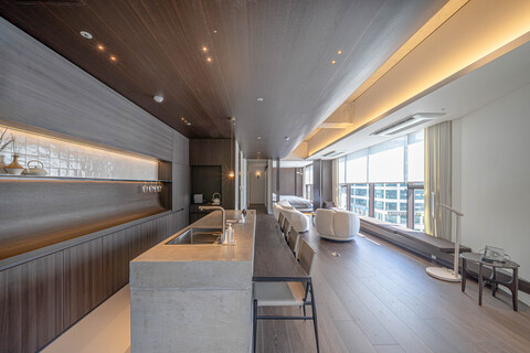 부산 더무어풀빌라