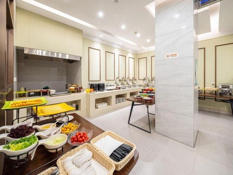 Junhu Xsmart Hotel （Yiwu International Trade City Store）