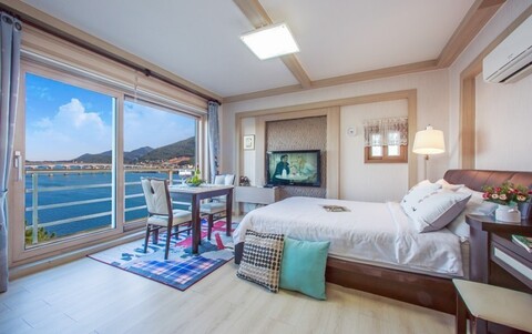 통영 풍차마을로즈힐펜션