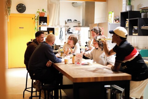 쿠오 밀라노 - 호스텔