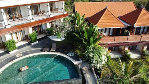 푸리 판다와 리조트