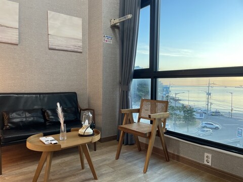 부산 에이치모먼트펜션(구 일루소펜션)