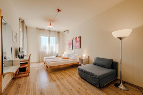 홀리데이 말체시네 가르다